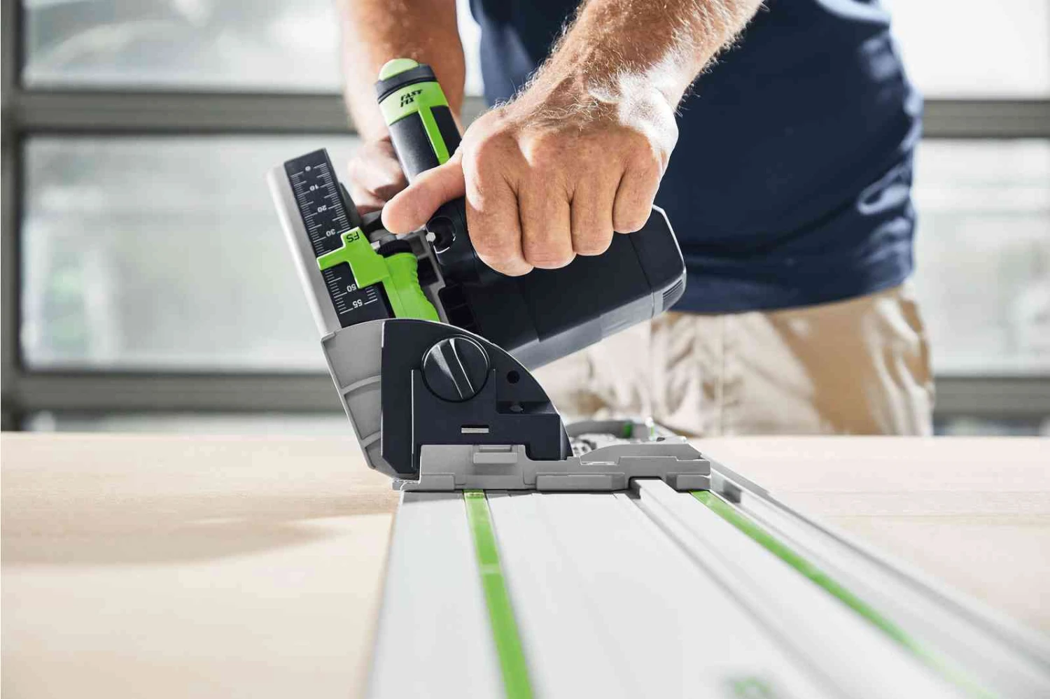 Festool Scie Circulaire 577010A Scie Plongeante TS 55 FEBQ-Plus-FS + 2x Règle FS1400/2 + 2x Pièce D'accouplement 5 Festool Scie Circulaire 577010A Scie Plongeante TS 55 FEBQ-Plus-FS + 2x Règle FS1400/2 + 2x Pièce D'accouplement – Image 3